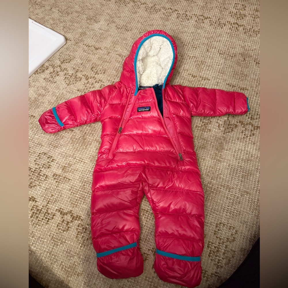 Patagonia baby bunting (Infant Hi-Loft Down Bunting)